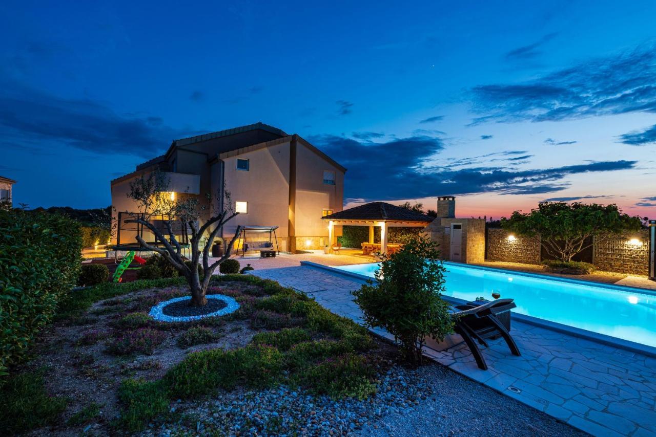 Villa Olive Garden Zadarvillas Pristeg Exterior foto
